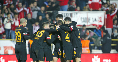 Aslan Bolu'da avantajı cebine koydu