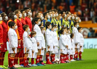 Galatasaray-Fenerbahçe derbisi Avrupa basınında! Vahşi bir kavga