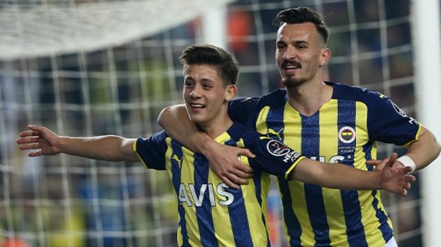Fenerbahçe'nin yeni 10 numarası Arda Güler oldu!