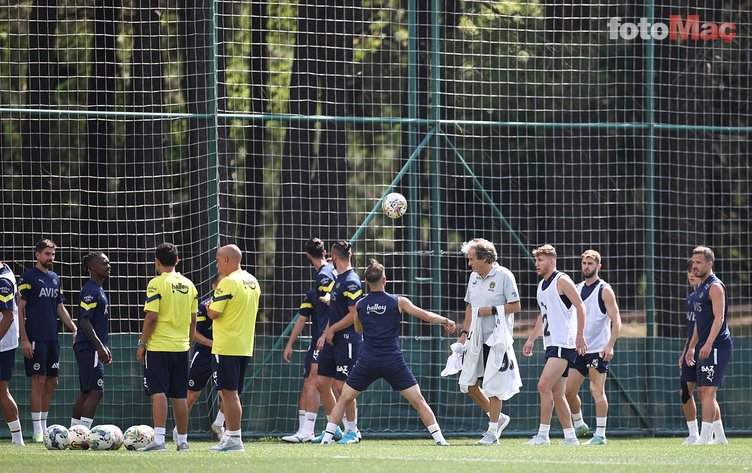 FENERBAHÇE TRANSFER HABERLERİ - Fenerbahçe de ilgileniyordu! Mariano Diaz için Celta Vigo devrede