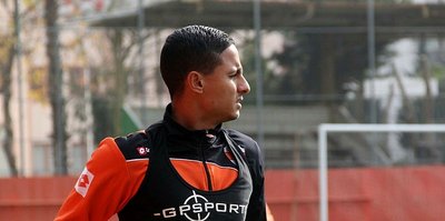 "Ailecek Türkiye'yi ve Adana'yı çok seviyoruz"