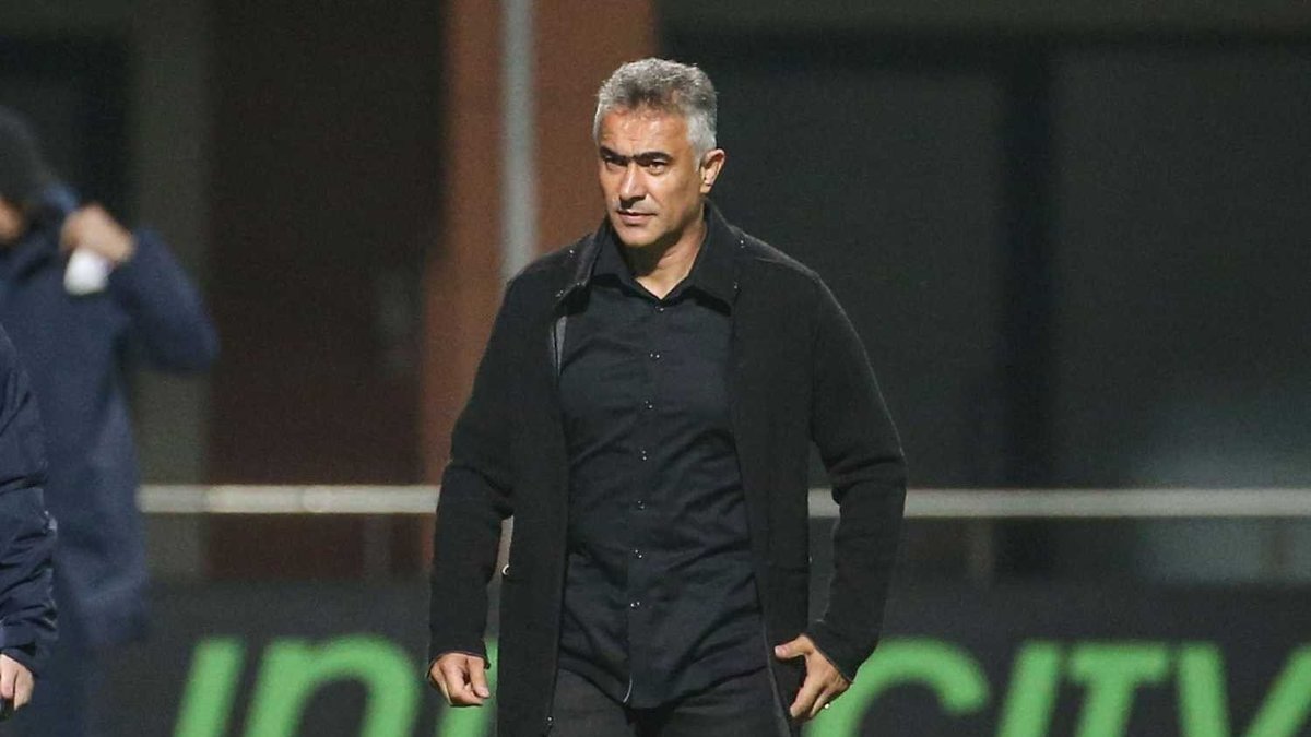 Sivasspor yeni teknik direktörü Mehmet Altıparmak'ı resmen açıkladı!