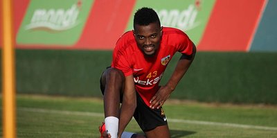 Kayserispor Mensah için teklif yaptı