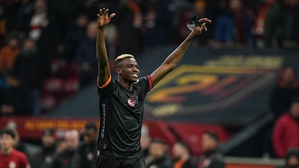 TRANSFER HABERİ - Galatasaray'ın yıldızı Osimhen'e dev talipler! TRANSFER HABERİ - Galatasaray'ın yıldızı Osimhen'e dev talipler!