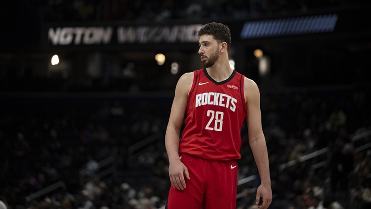 Alperen Şengün hem Houston Rockets hem da NBA tarihine geçti!