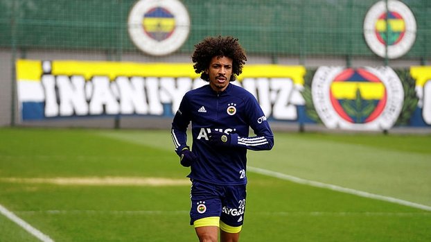 Fenerbahçe'de Luiz Gustavo'dan haber var! #