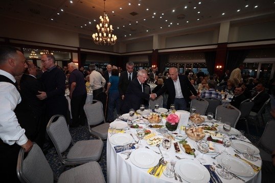 Fenerbahce Camiasi Iftarda Bulustu Son Dakika Fenerbahce Haberleri Fotomac