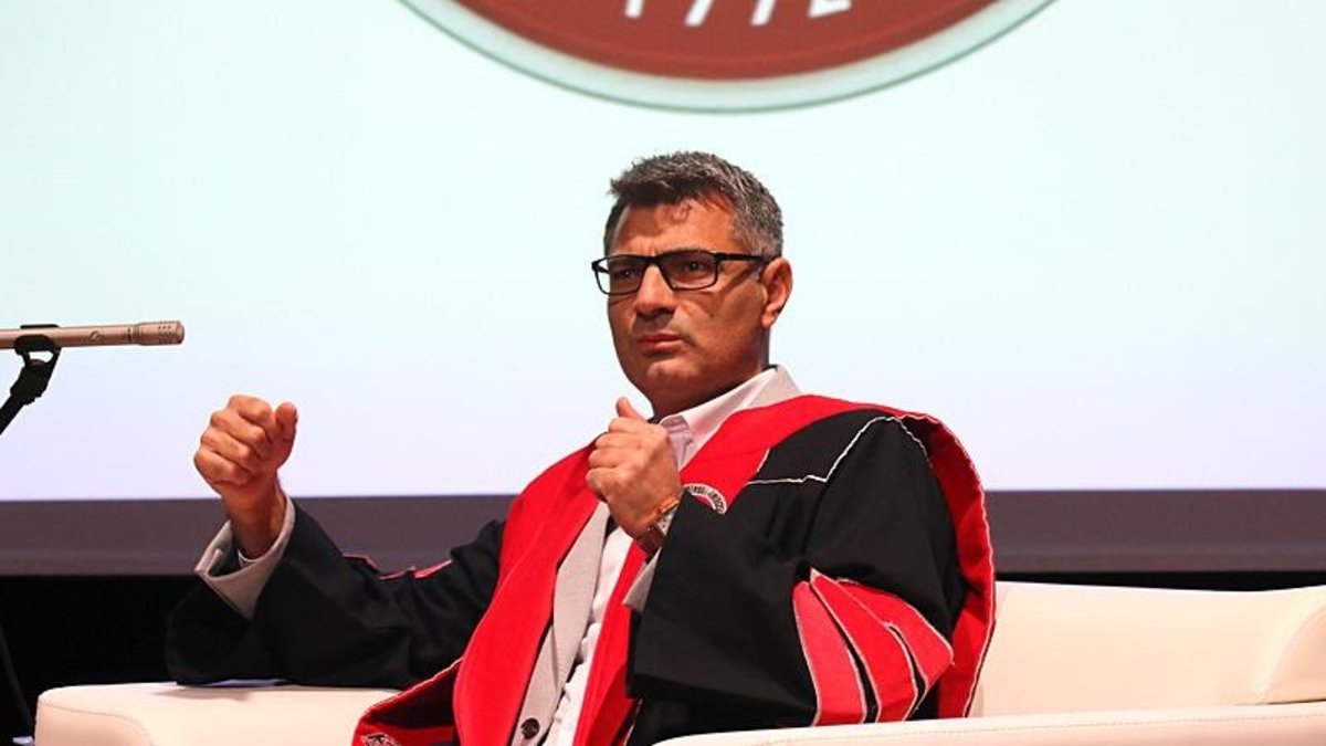 Milli sporcu Yusuf Dikeç'e büyük onur!