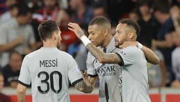 PSG destroy Lille 7-1 in French league