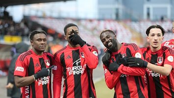 Vanspor'da yüzler gülüyor