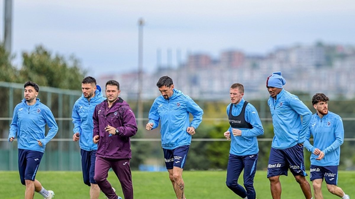 Trabzonspor'a 4 futbolcudan kötü haber! Sipay Bodrum FK maçında olmayacaklar Trabzonspor'a 4 futbolcudan kötü haber! Sipay Bodrum FK maçında olmayacaklar