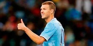 Dzeko ve Gomis cepte