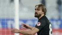Sol kanadına çare arıyor