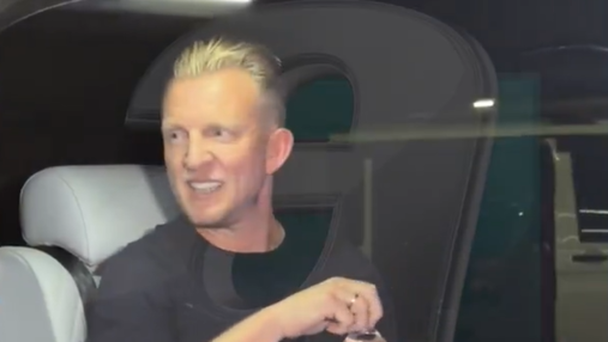 Dirk Kuyt, Fenerbahçe için İstanbul'a geldi! İşte o anlar