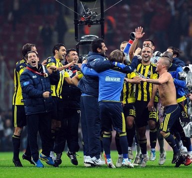 Galatasaray - Fenerbahçe maçı ’geyikleri’