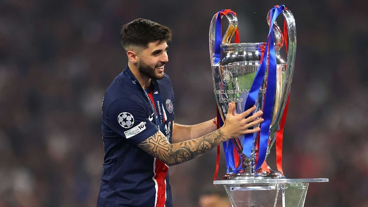 Galatasaray'ın da gündeminde yer alan yıldıza Fenerbahçe kancası!