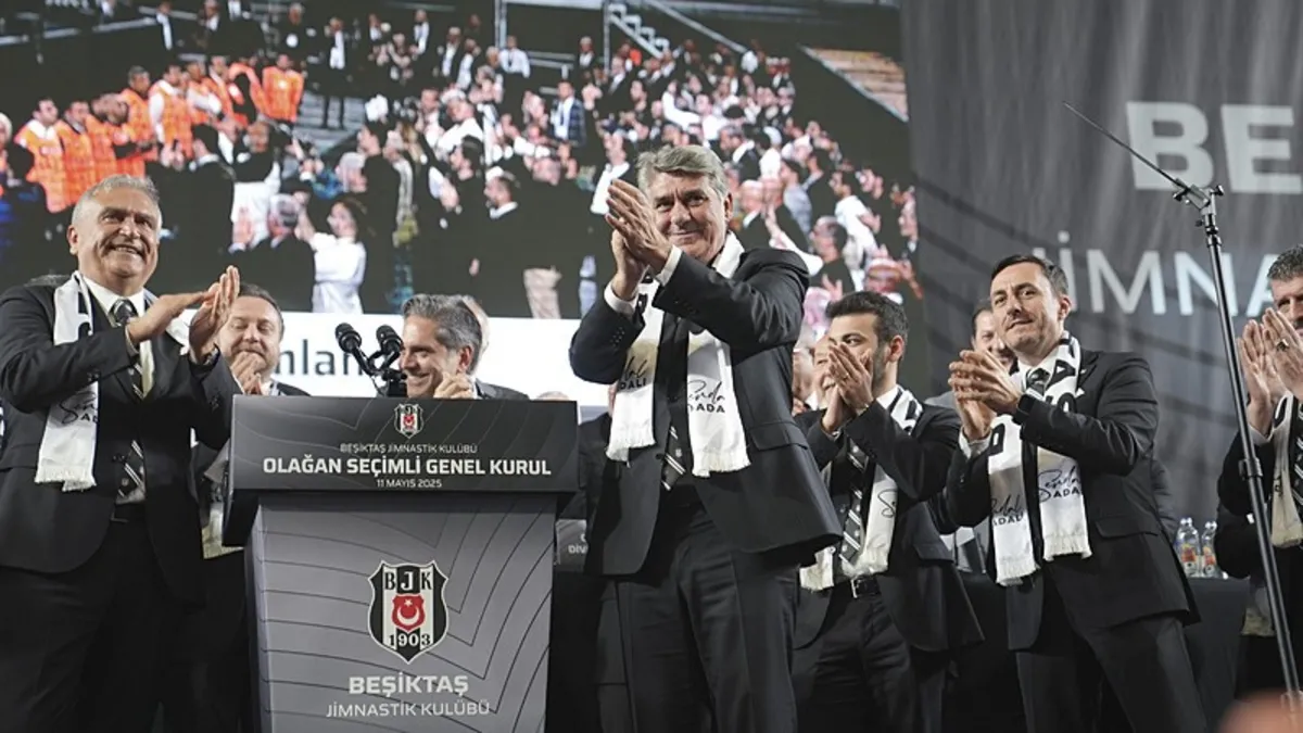 Serdal Adalı ve yönetimi, mazbatalarını aldı