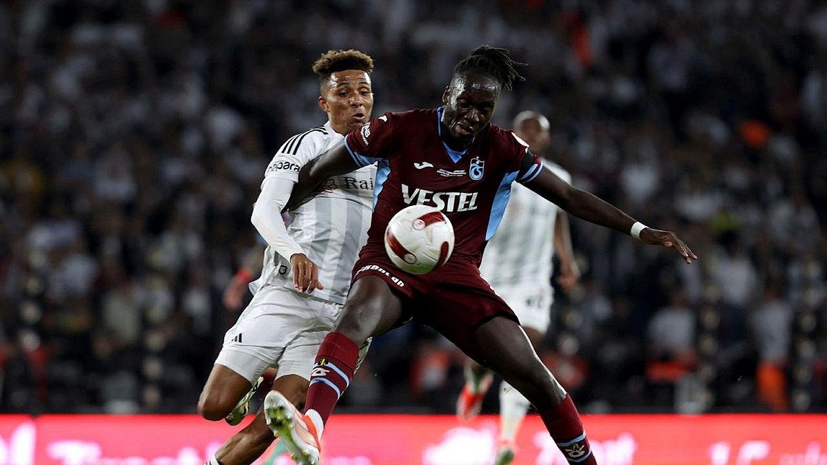 Crystal Palace Mendy'de ısrarcı