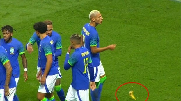 Brezilyalı futbolcu Richarlison'a maçta ırkçı saldırı