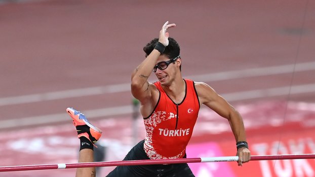 Ersu Şaşma Fransa'da 2. oldu!