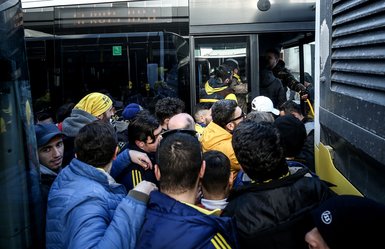 Fenerbahçeli taraftarlar Vodafone Park’a ulaştı