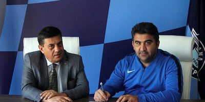 Adana Demirspor Ümit Özat ile sözleşme yeniledi