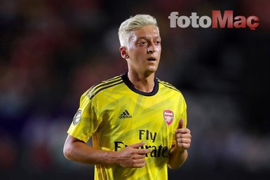 Mesut Özil Arsenal’den ayrılıyor