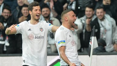 Cenk Tosun ve Salih Uçan Beşiktaş'ta kalacak mı? İşte son durum