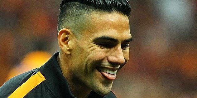 Bu da oldu! Galatasaraylı taraftar çocuğunun ismini Falcao koydu