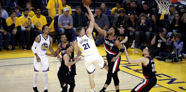 Warriors Batı finaline hızlı başladı