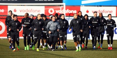 Beşiktaş'ta derbi hazırlıkları sürüyor