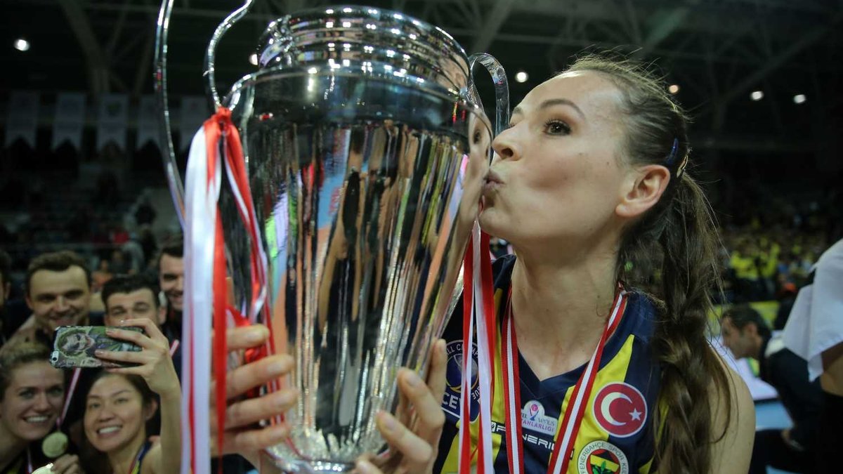 Fenerbahçe'de Eda Erdem için 'son' imza!