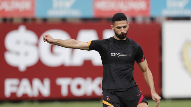 Galatasaraylı Emre Akbaba'nın son hali yürek burktu! #