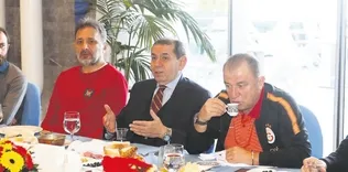 Sandığı görünce tüydüler