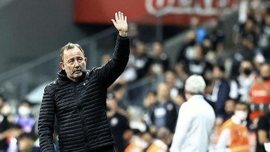 SON DAKİKA: Beşiktaş Teknik Direktörü Sergen Yalçın'dan Alex Teixeira açıklaması! "Dortmund maçında oynayacağını zannetmiyorum"