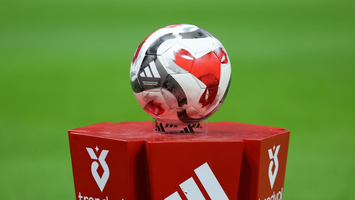 Şampiyonluk yarışında kıyasıya yarış! İşte Galatasaray, Trabzonspor ve Fenerbahçe'nin kalan maçları