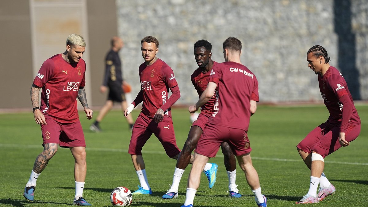 Galatasaray'ın Hesap.com Antalyaspor mesaisi devam etti