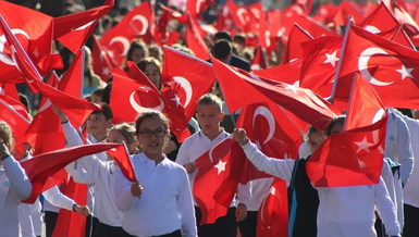 29 EKİM ŞİİRLERİ | En yeni, resimli, kısa, uzun şiirler ve mesajlar | 2, 3, 4, 5 kıtalık 29 Ekim Cumhuriyet Bayramı şiirleri