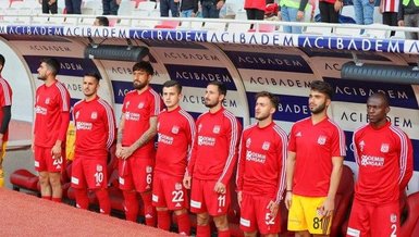 Sivasspor’da 3 futbolcuya sokağa çıkma yasağı!