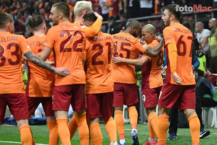 Galatasaray'da 9 milyon Euro'luk rahatlama! 8 futbolcu...