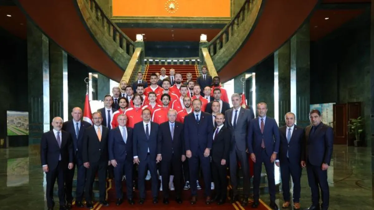Başkan Recep Tayyip Erdoğan 12 Dev Adam'ı kabul etti
