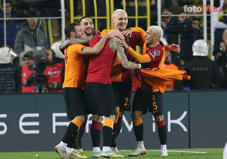 Fenerbahçe - Galatasaray derbisinde ilginç olay! Kerem Aktürkoğlu'na gofret atıldı
