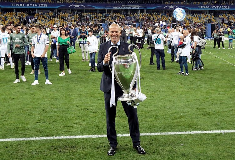 Zidane, Galatasaray'ın kapısından döndü