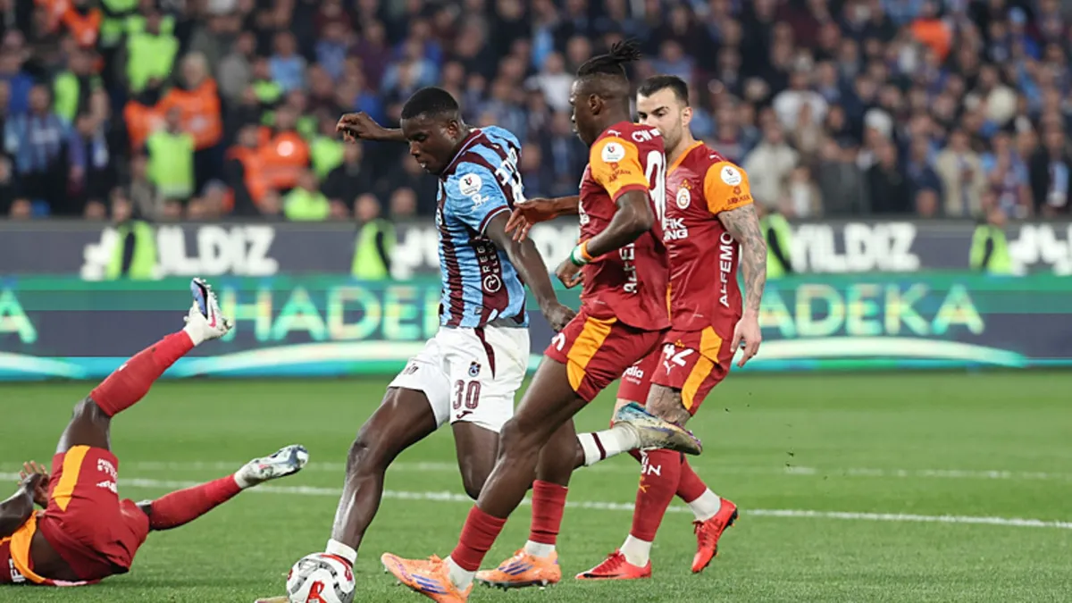 Akyazı'da dev randevu! İşte Trabzonspor - Galatasaray maçının muhtemel 11'leri