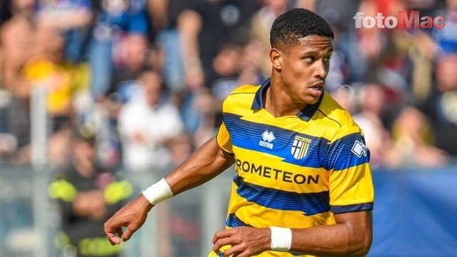TRANSFER HABERLERİ - Fenerbahçe Jayden Oosterwolde'den vazgeçmiyor! Yeni teklif ortaya çıktı