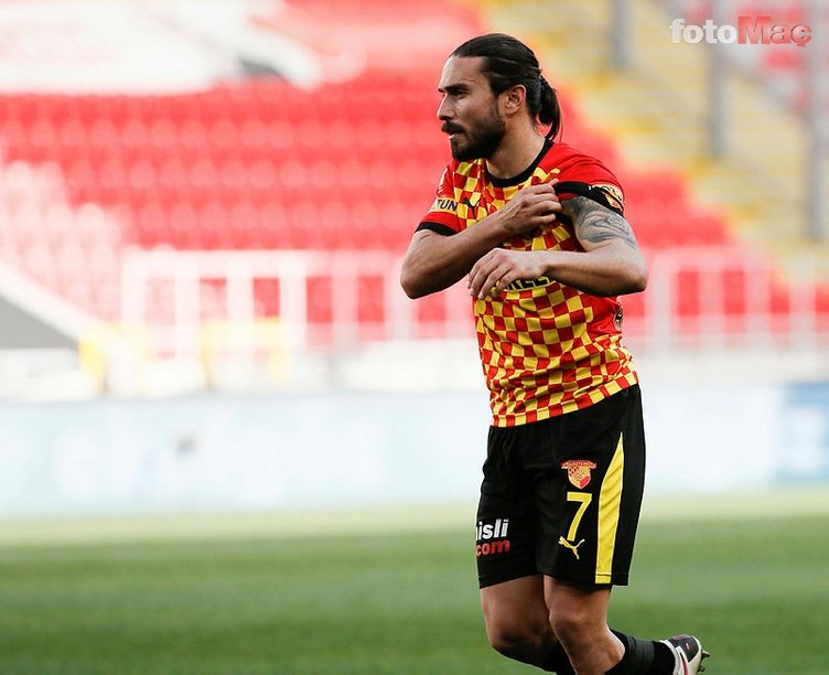 Son dakika GS haberleri: Galatasaray'ın çiçeği burnunda başkanı Burak Elmas bombayı patlatıyor! TFF kararı ve transfer listesi...