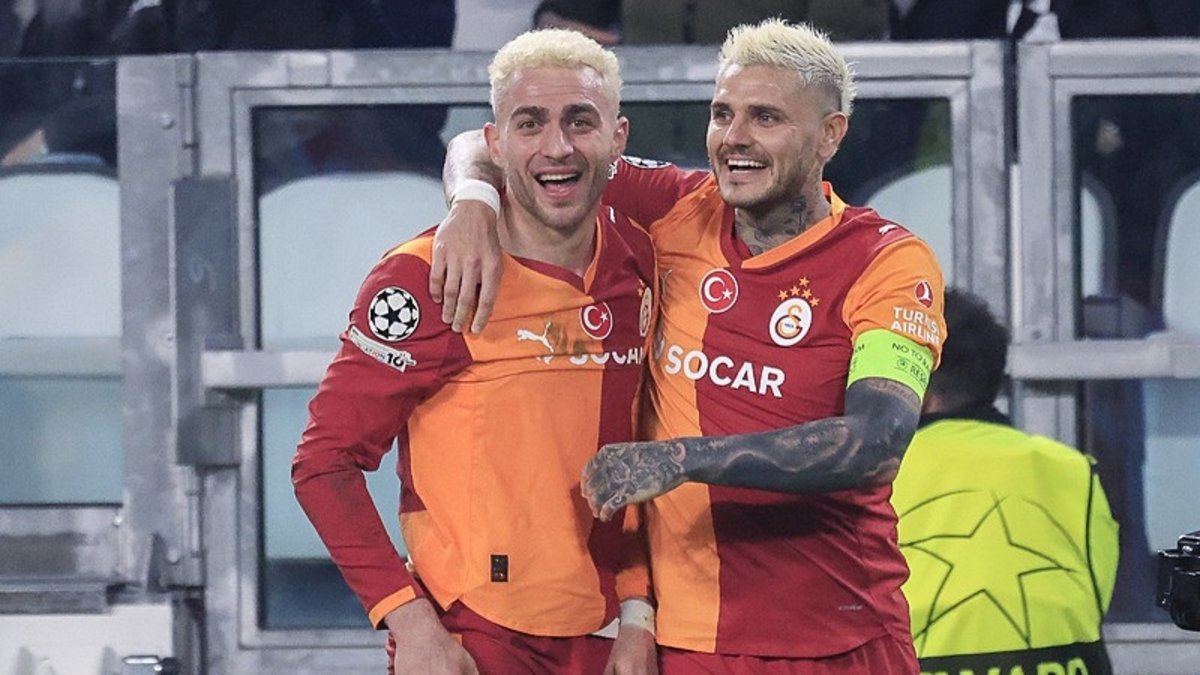 Galatasaray 2025-2026 retro formalarını tanıttı!