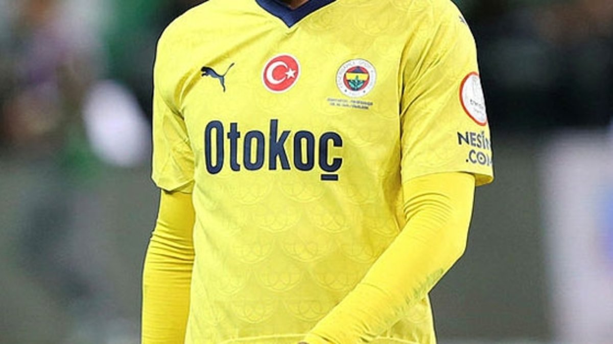 Fenerbahçe'de ilk veda! O isim Çin'e gidiyor