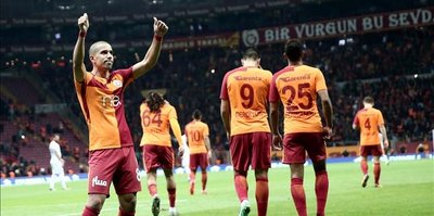 Galatasaray comeback defeat Akhisarspor