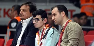 Görme engelli taraftara maçı anlattı